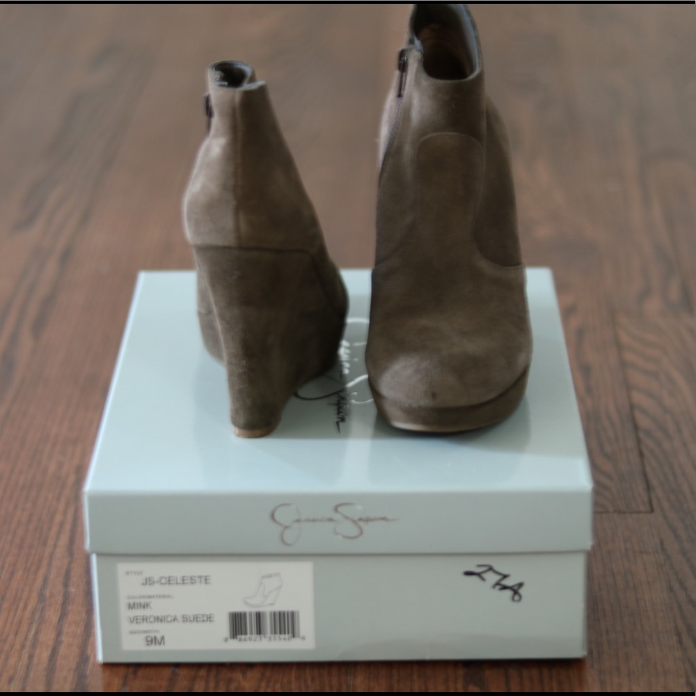 Jessica Simpson-Celeste wedgebootie in suede taupe